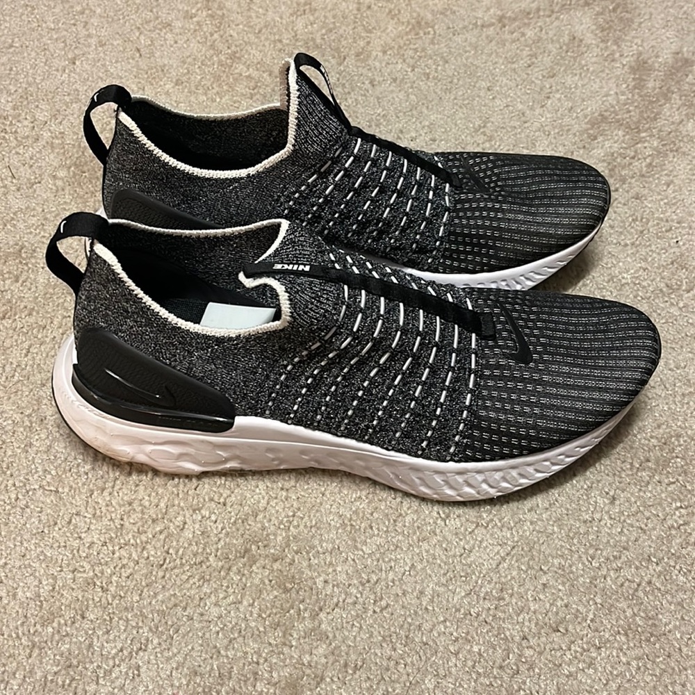 Nike Phantom React Flyknit - image 1